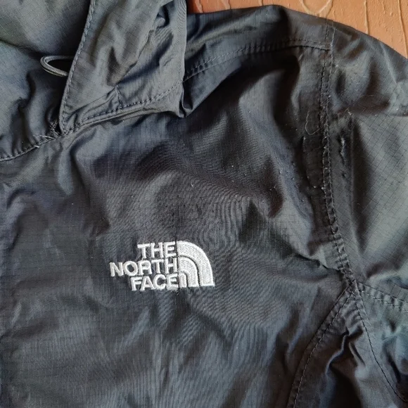 The North Face Hyvent Lightweight Jacket Black Zip Up Windbreaker Women's Small - Picture 2 of 13